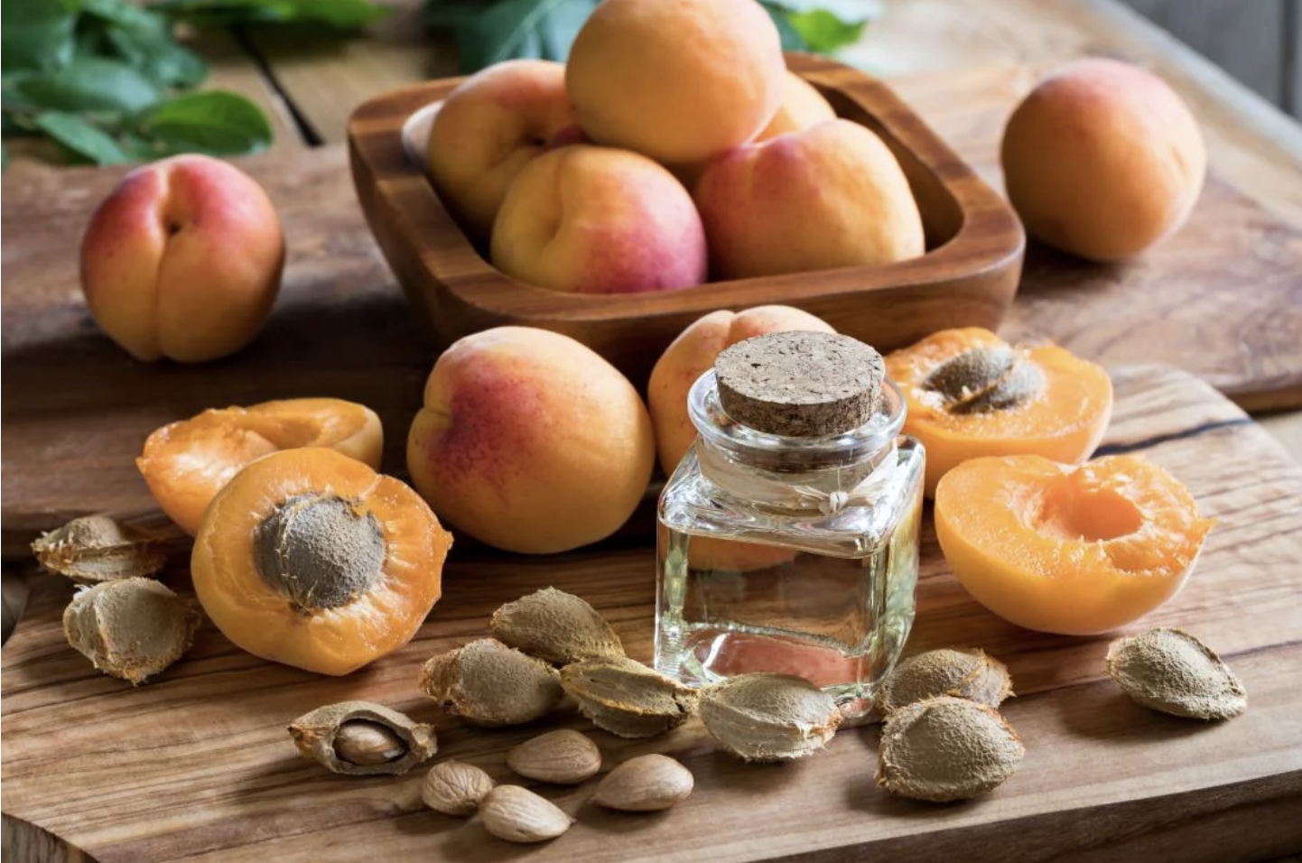 Vitamin B17, Amygdalin Oil from Apricot Seeds. Vitamin B17